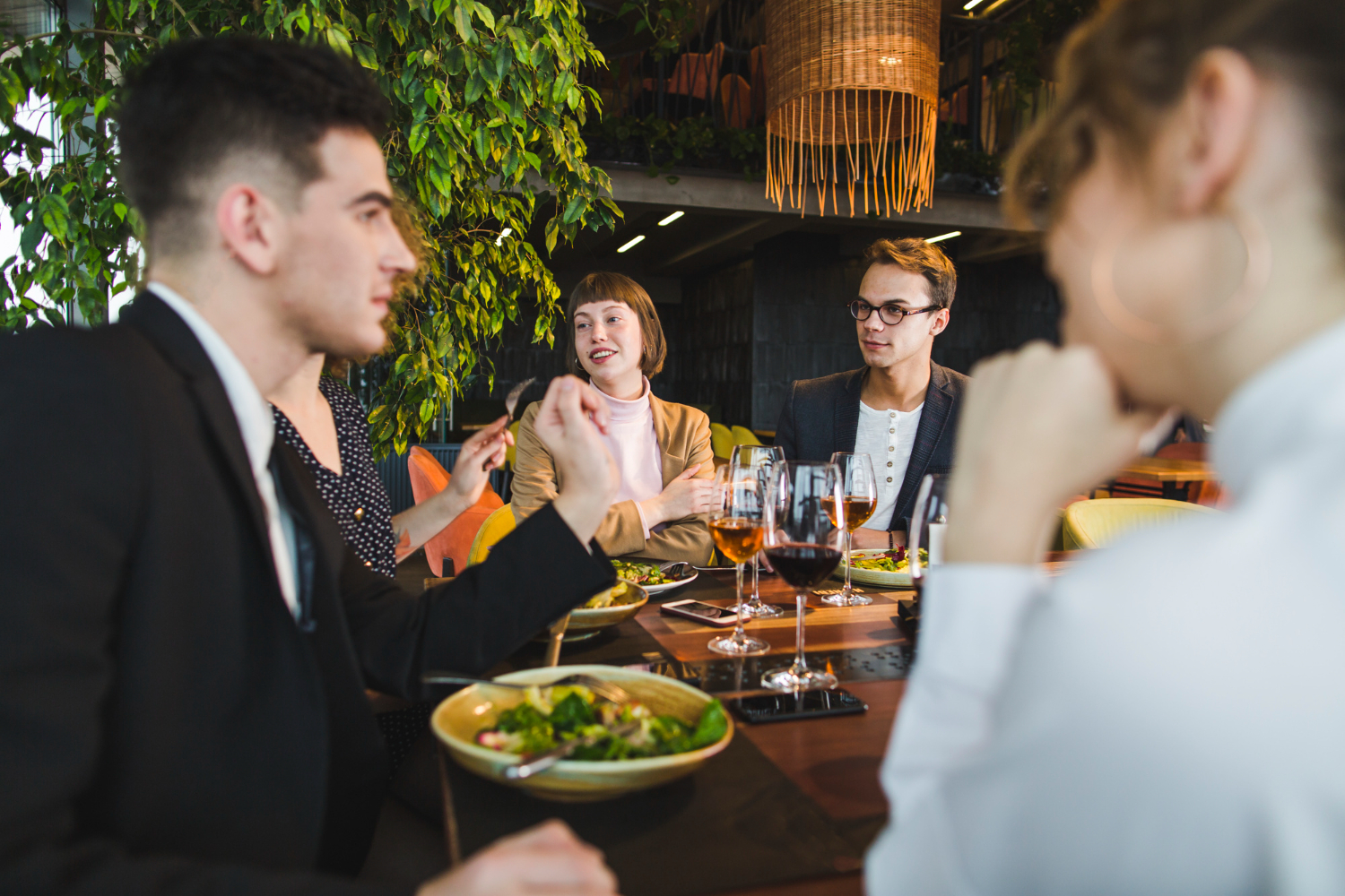 Best Ways to Enjoy Corporate Dining Surry Hills With Your Team
