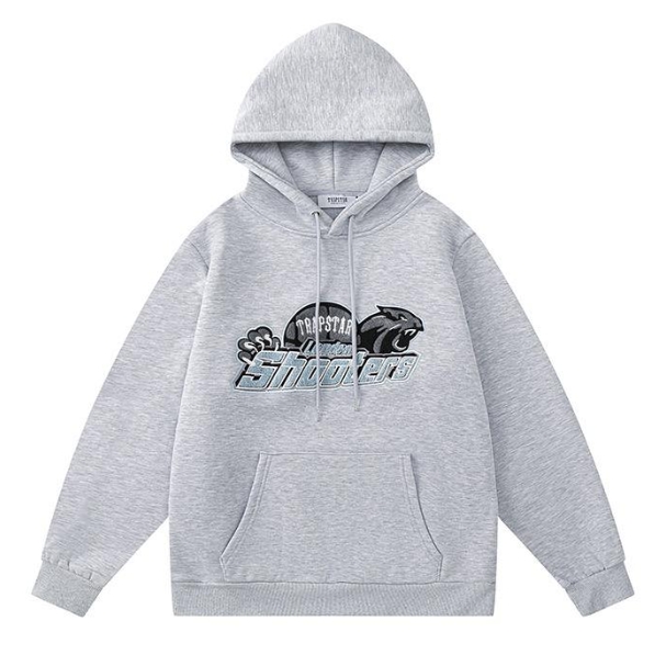 The cozy flex Trapstar & Pink Palm Puff in winter season