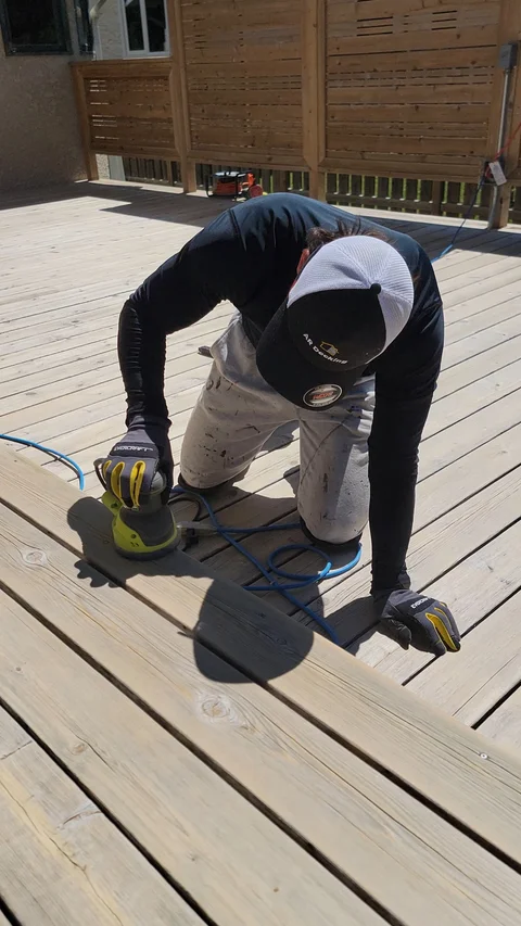 How to Repair Your Deck: A Guide for Winnipeg Homeowners