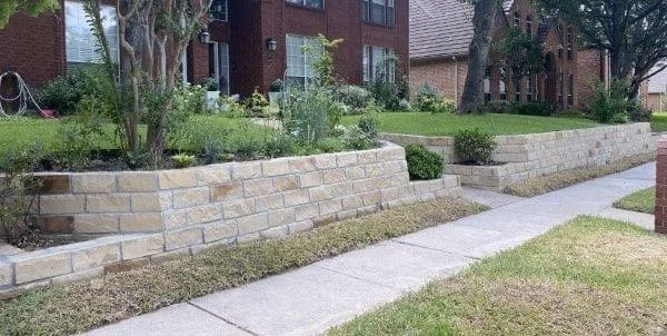 Build a Retaining Wall: A Guide for Pittsburgh Homeowners