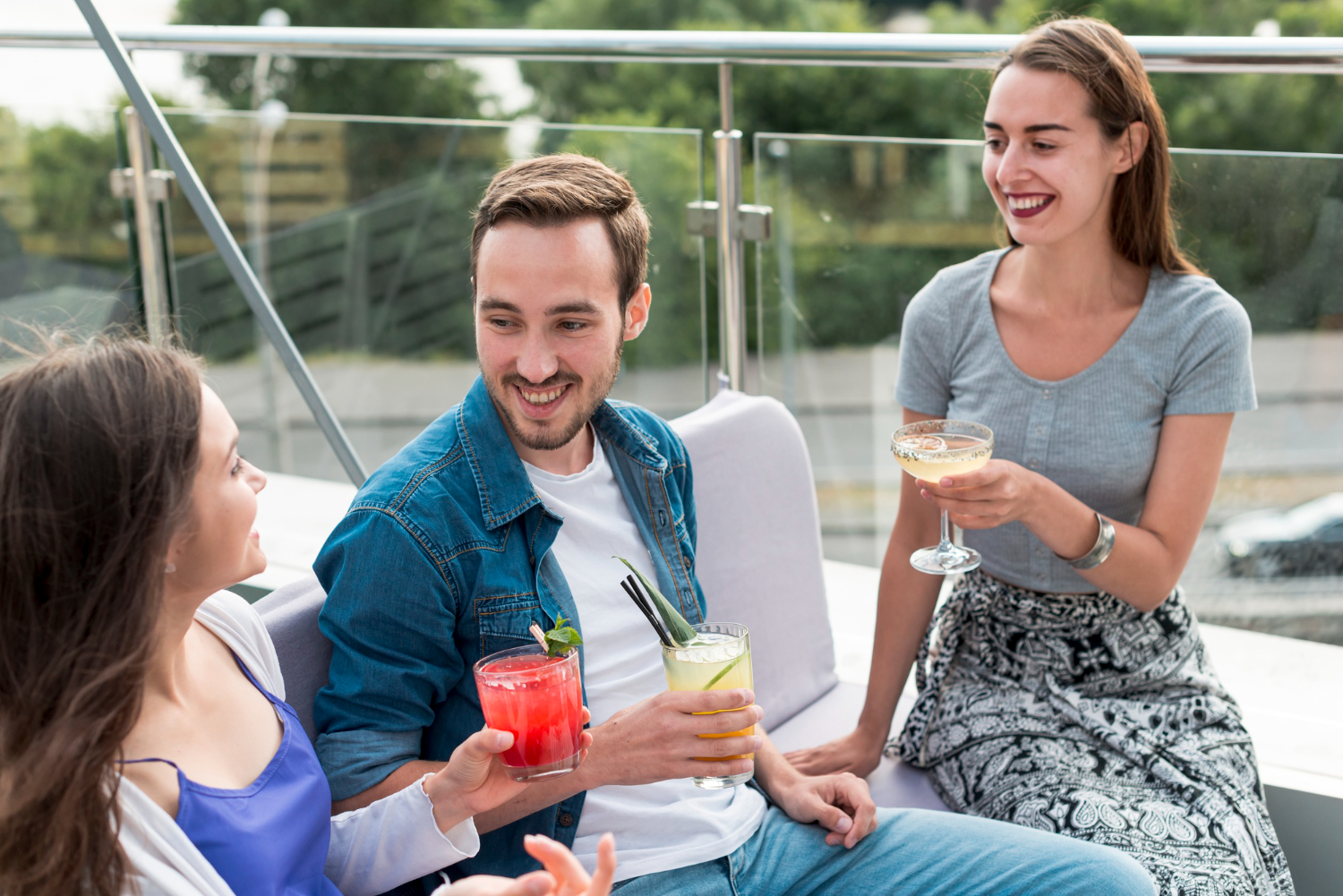 What People Truly Love About Happy Hour Time Each Week