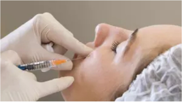 How Does Botox in Boynton Beach Help Reduce Fine Lines?